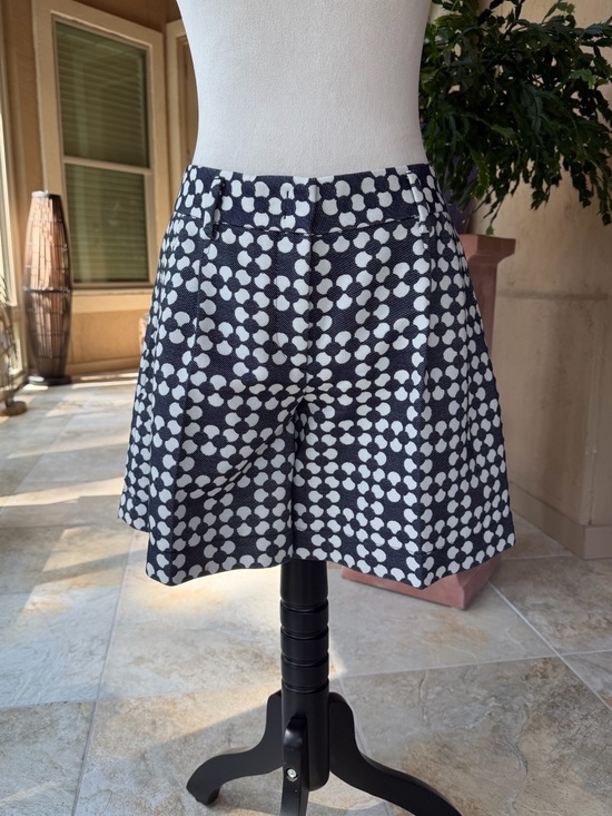 Akris Punto Pants - Akris Punto skort/short, size 12.